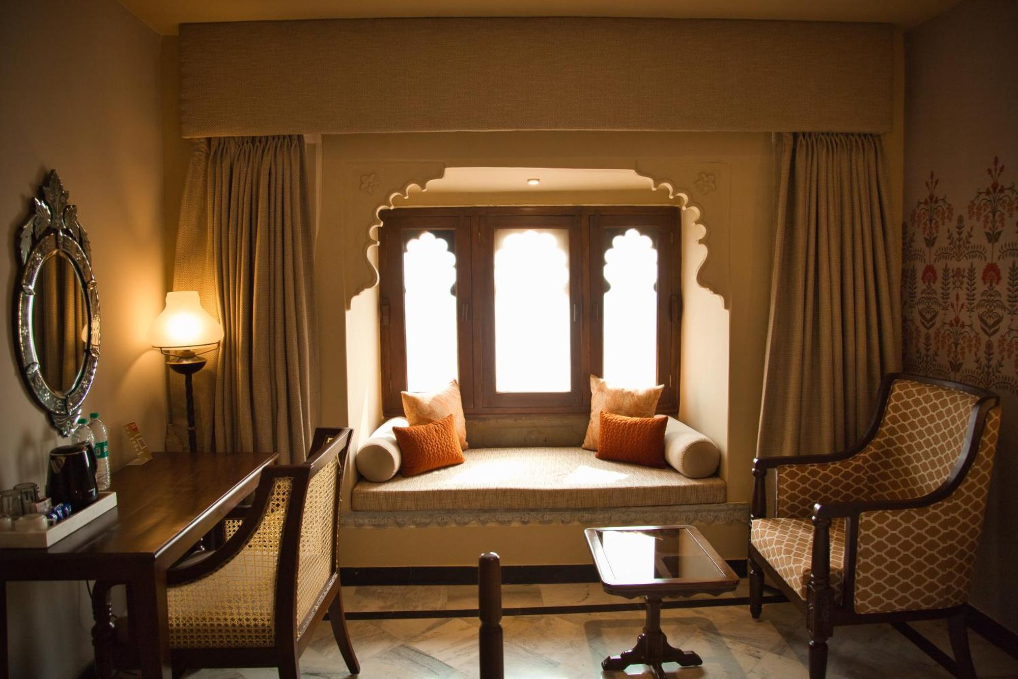 กรณี ฟอร์ต - อะ เฮอริเทจ โฮเต็ล เนียร์ อุทัยปุระ Hotel อุเดเปอร์ ภายนอก รูปภาพ